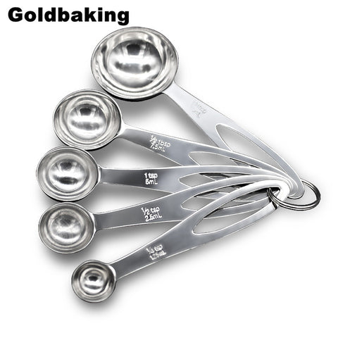 Stainless steel measuring spoon set